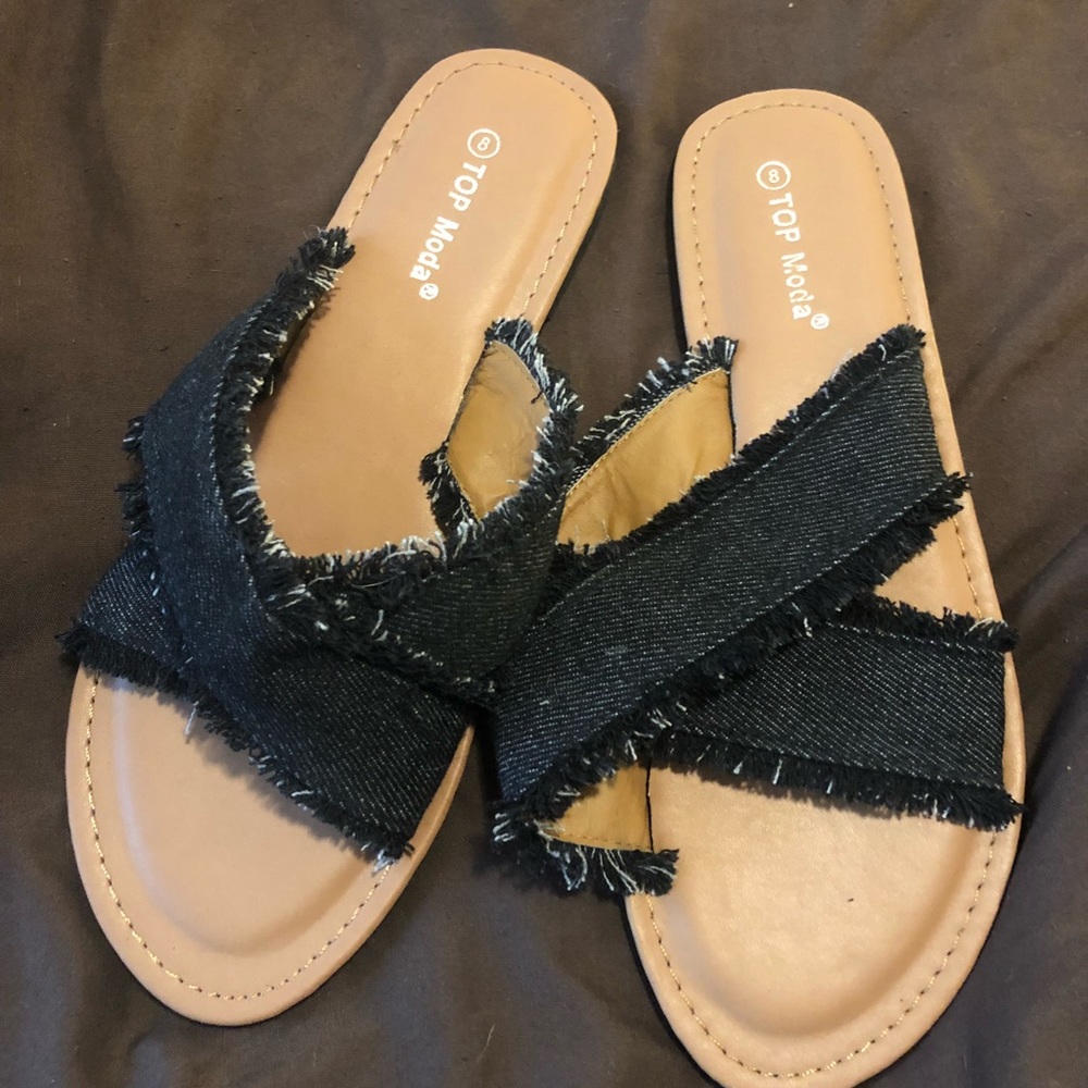 Fashion nova sandals